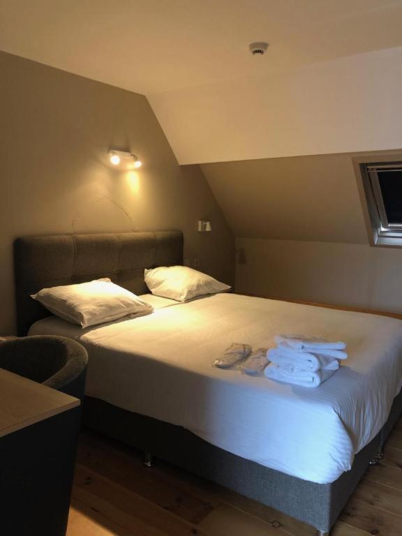 At-Pacific-Hotel Wavre Exterior foto
